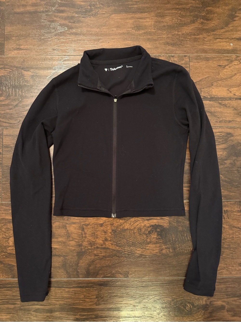 Aritzia TNA activewear full zip black jacket